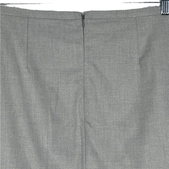 Banana Republic Gray Quilted Wool Blend Mini Skirt | Size 8T - Picture 4 of 7